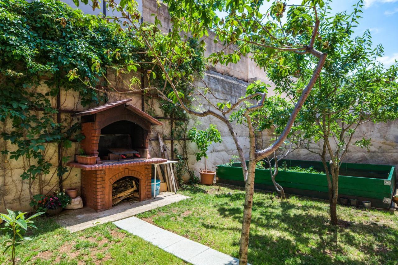 קריקווניצה Apartments Mikanovic מראה חיצוני תמונה